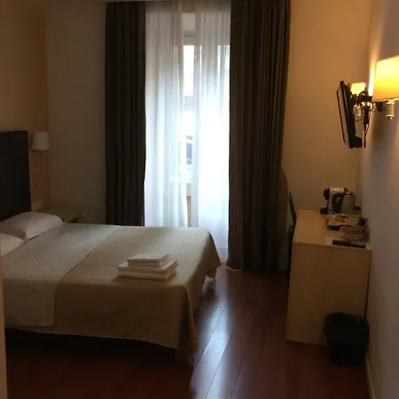 Elle Cavour Gasthuis 4*