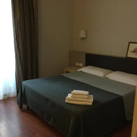 Elle Cavour Gasthuis 4*